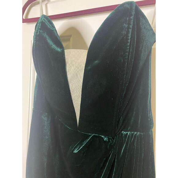 Lulu’s My Dream Come True Forest Green Velvet Strapless Gown Size Medium - Picture 5 of 8